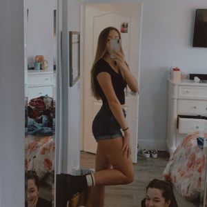 Meet your Posher, Taylor